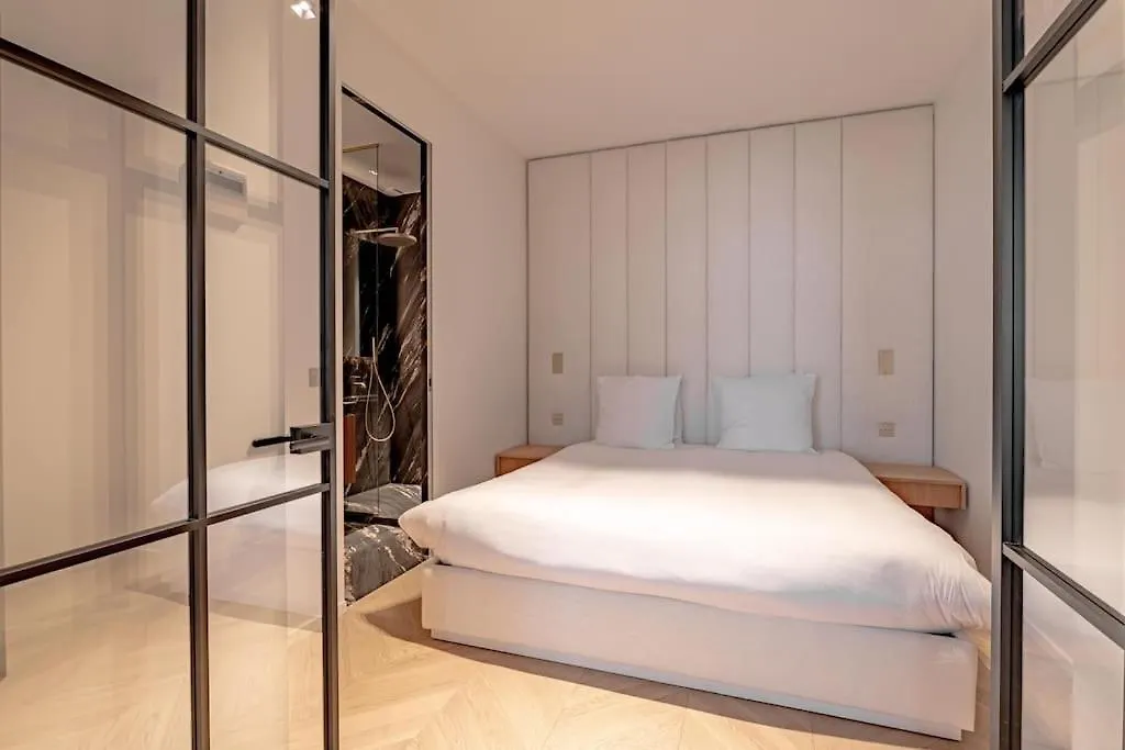 Stylish Rue Des Rosiers Gem Brand New 2-Bedr Apartment Paris France