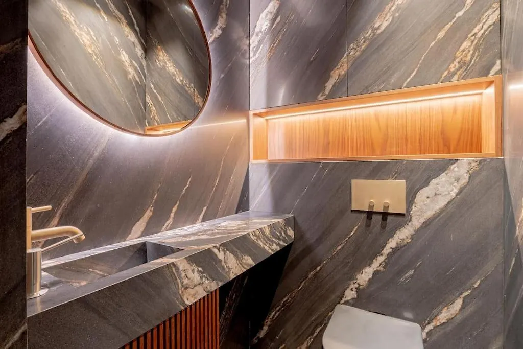 Stylish Rue Des Rosiers Gem Brand New 2-Bedr Apartment Paris 0*,  France